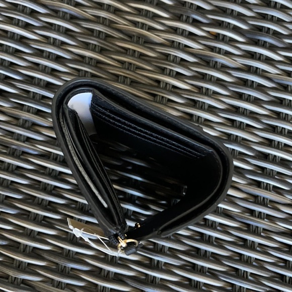 MICHAEL KORS JET SET TRAVEL MEDIUM FLAP BIFOLD WALLET BLACK - Picture 14 of 16